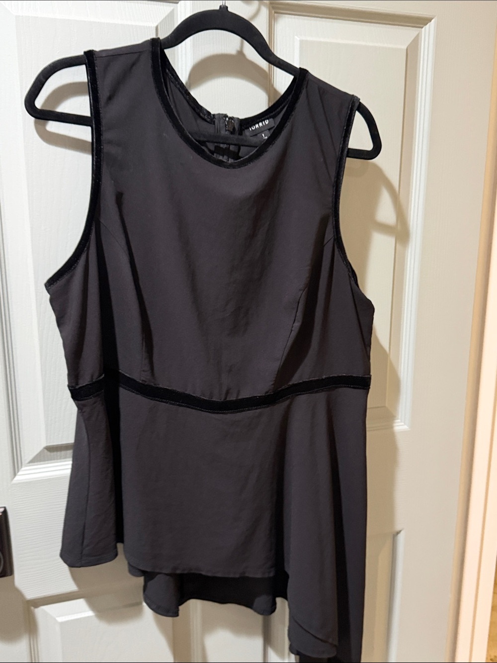 torrid Black Sleeveless Peplum Tunic - sold as is